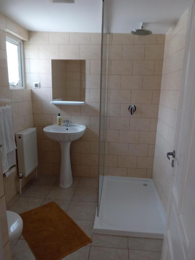 B&B Dumbrava Gura Humorului Dış mekan fotoğraf