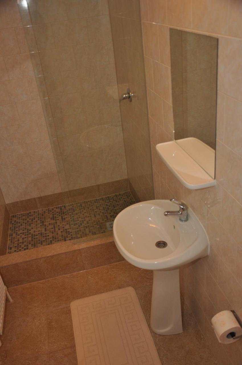 B&B Dumbrava Gura Humorului Dış mekan fotoğraf
